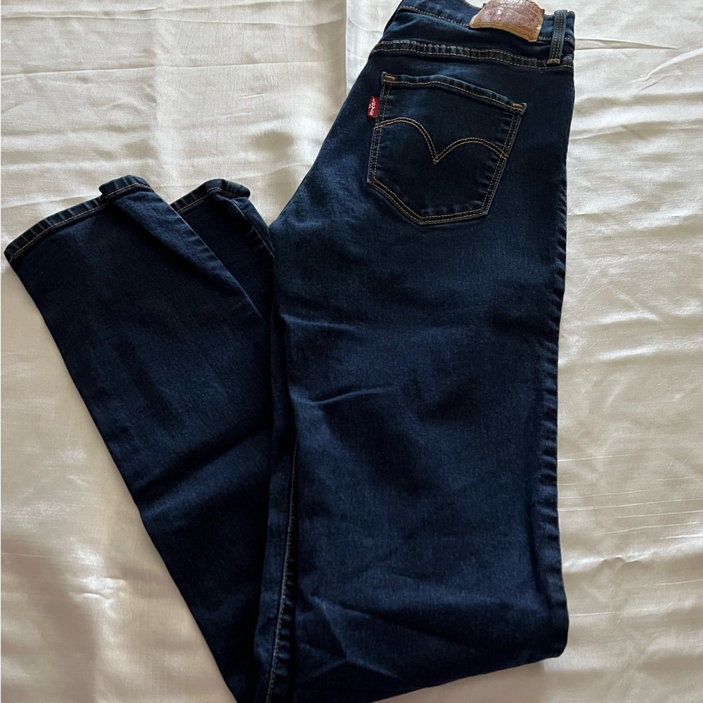 Levi's Women's Midnight Blue Straight Leg Jeans